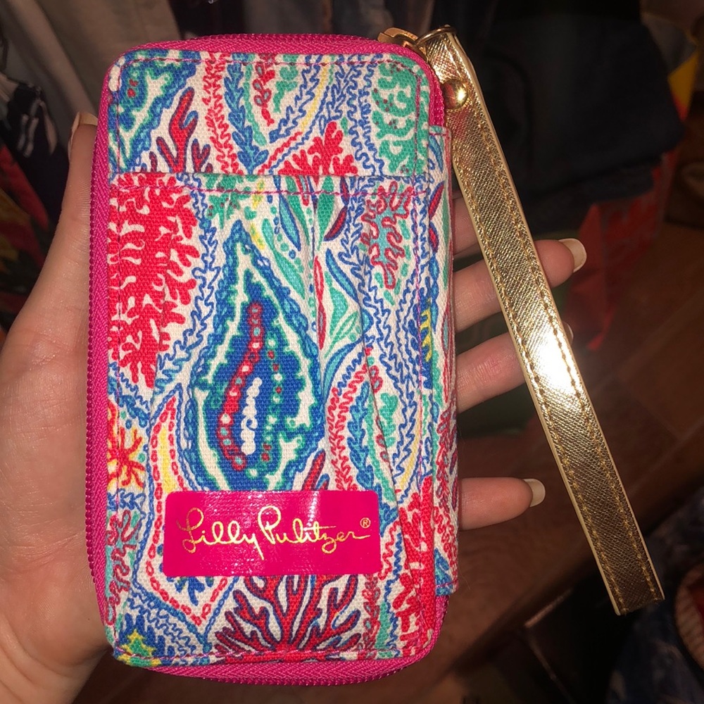 Lilly Pulitzer Colorful Coral Wallet